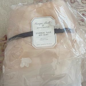 NWT Pottery Barn Kids queen bed skirt